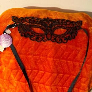 Cacique Seriously Sexy soft fabric mask.